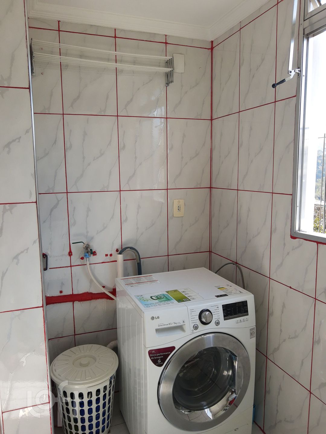 Apartamento à venda com 2 quartos, 42m² - Foto 12