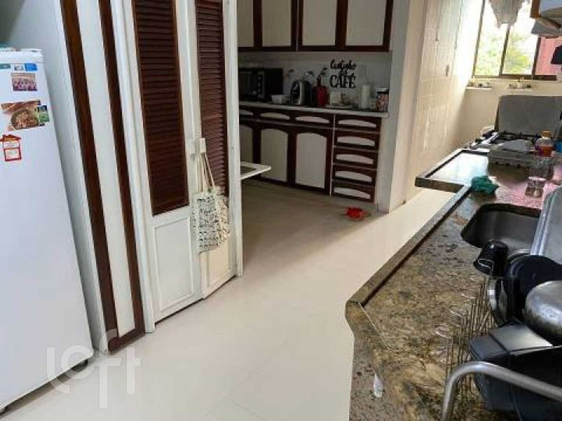 Apartamento à venda com 3 quartos, 258m² - Foto 21