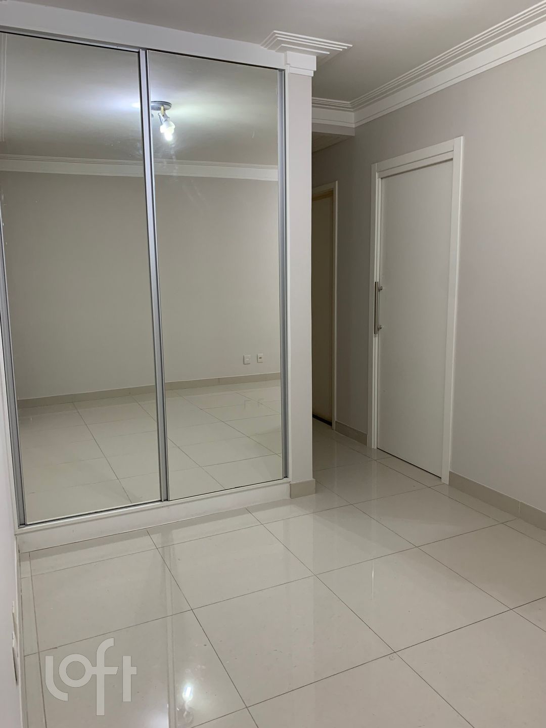 Apartamento à venda com 3 quartos, 94m² - Foto 8