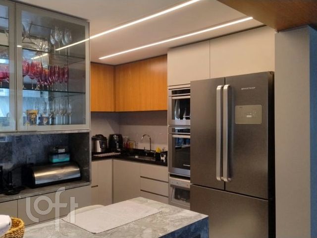 Apartamento com 123m², 3 dormitórios, 1 suíte, 2 vagas, Boa Vista em Porto Alegre