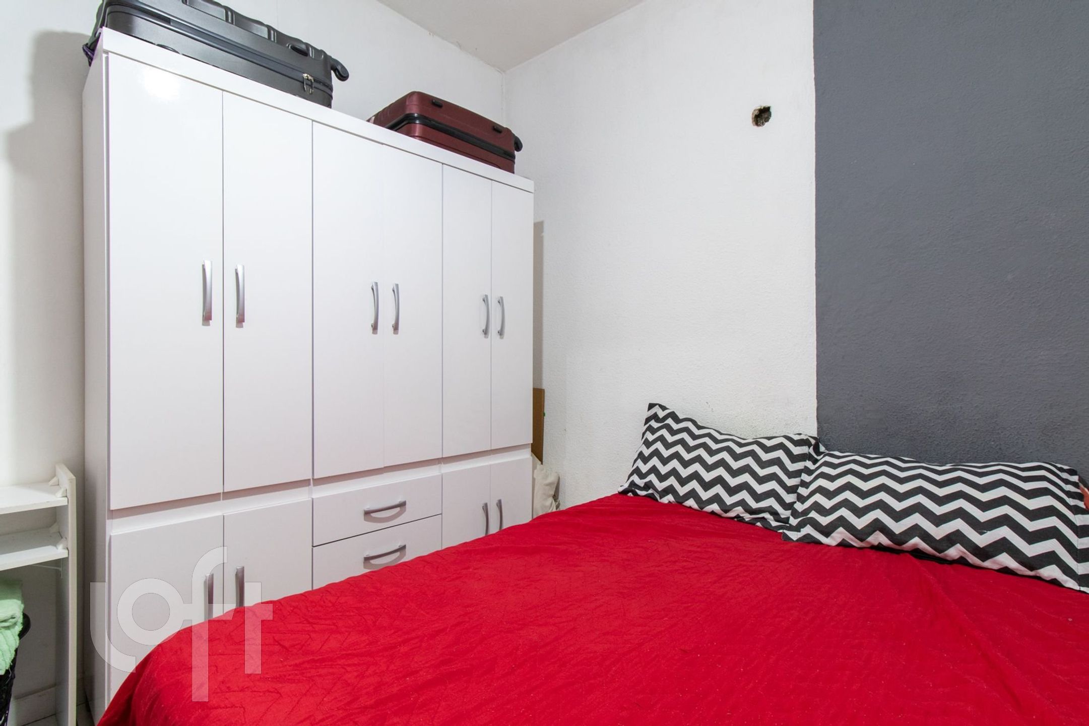 Apartamento à venda com 2 quartos, 82m² - Foto 4