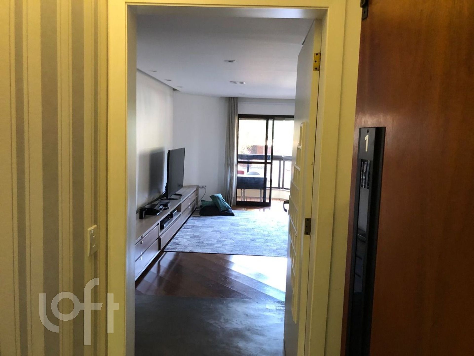 Apartamento à venda com 3 quartos, 172m² - Foto 3