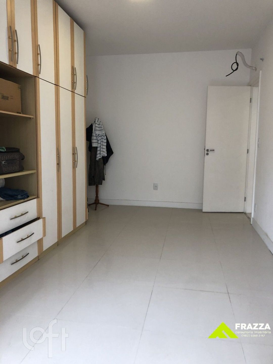 Apartamento à venda com 3 quartos, 120m² - Foto 14