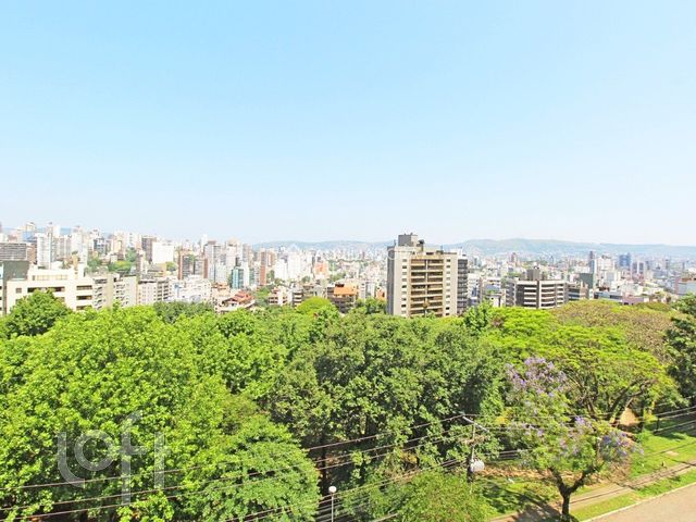 Apartamento com 206m², 3 dormitórios, 3 suítes, 3 vagas, Bela Vista em Porto Alegre
