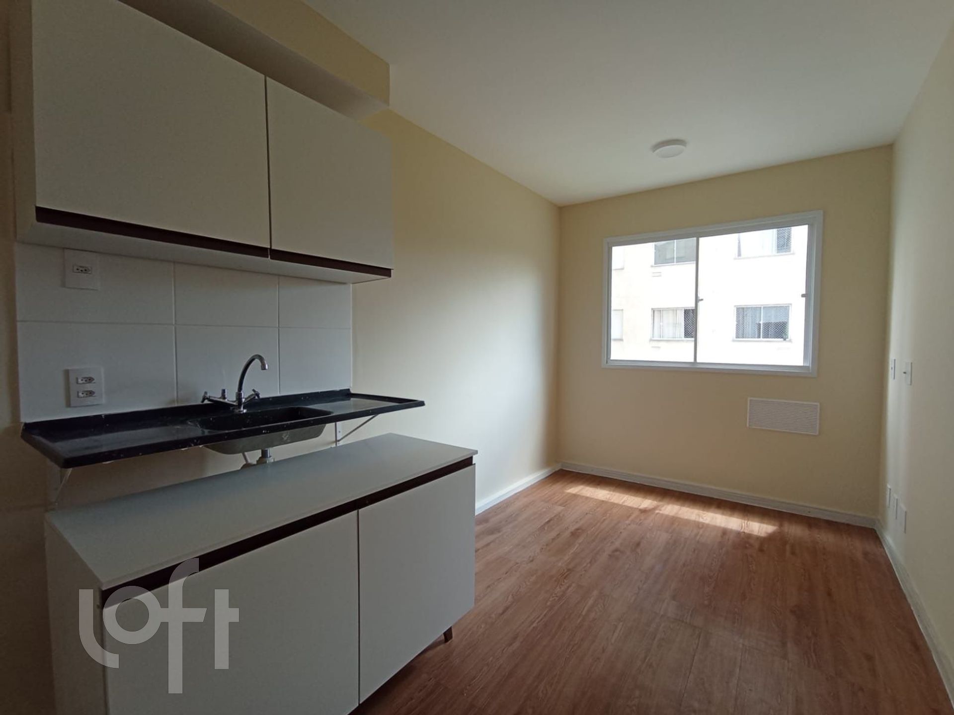 Apartamento à venda com 1 quarto, 24m² - Foto 1