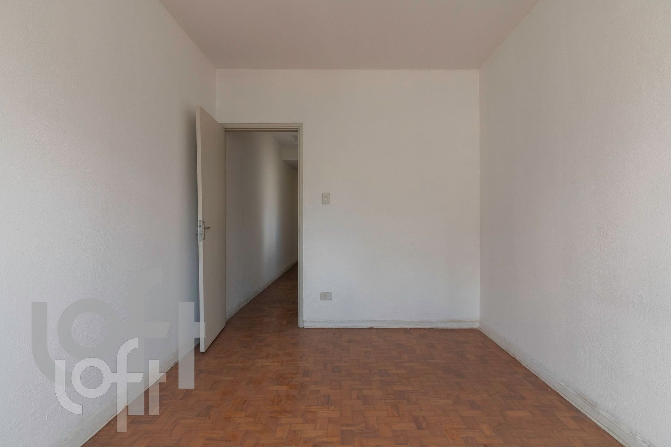 Apartamento à venda com 1 quarto, 39m² - Foto 2