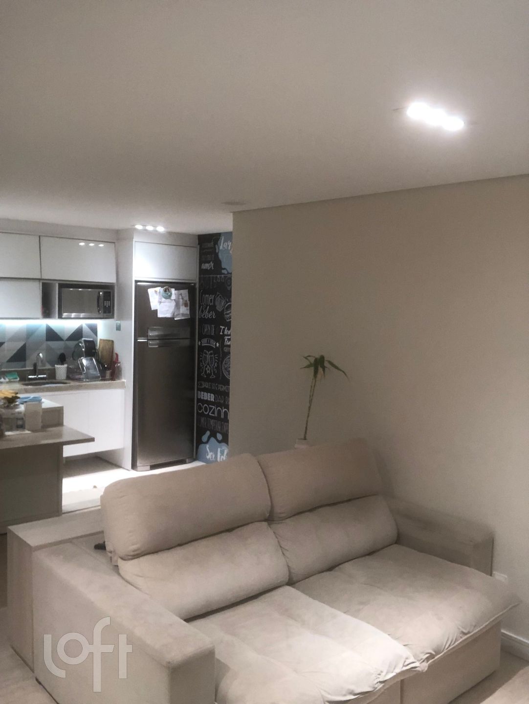 Apartamento à venda com 3 quartos, 82m² - Foto 3