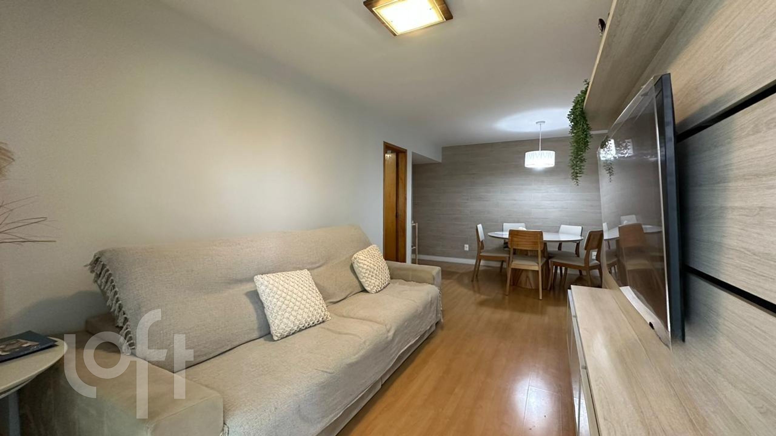 Apartamento à venda com 3 quartos, 110m² - Foto 2