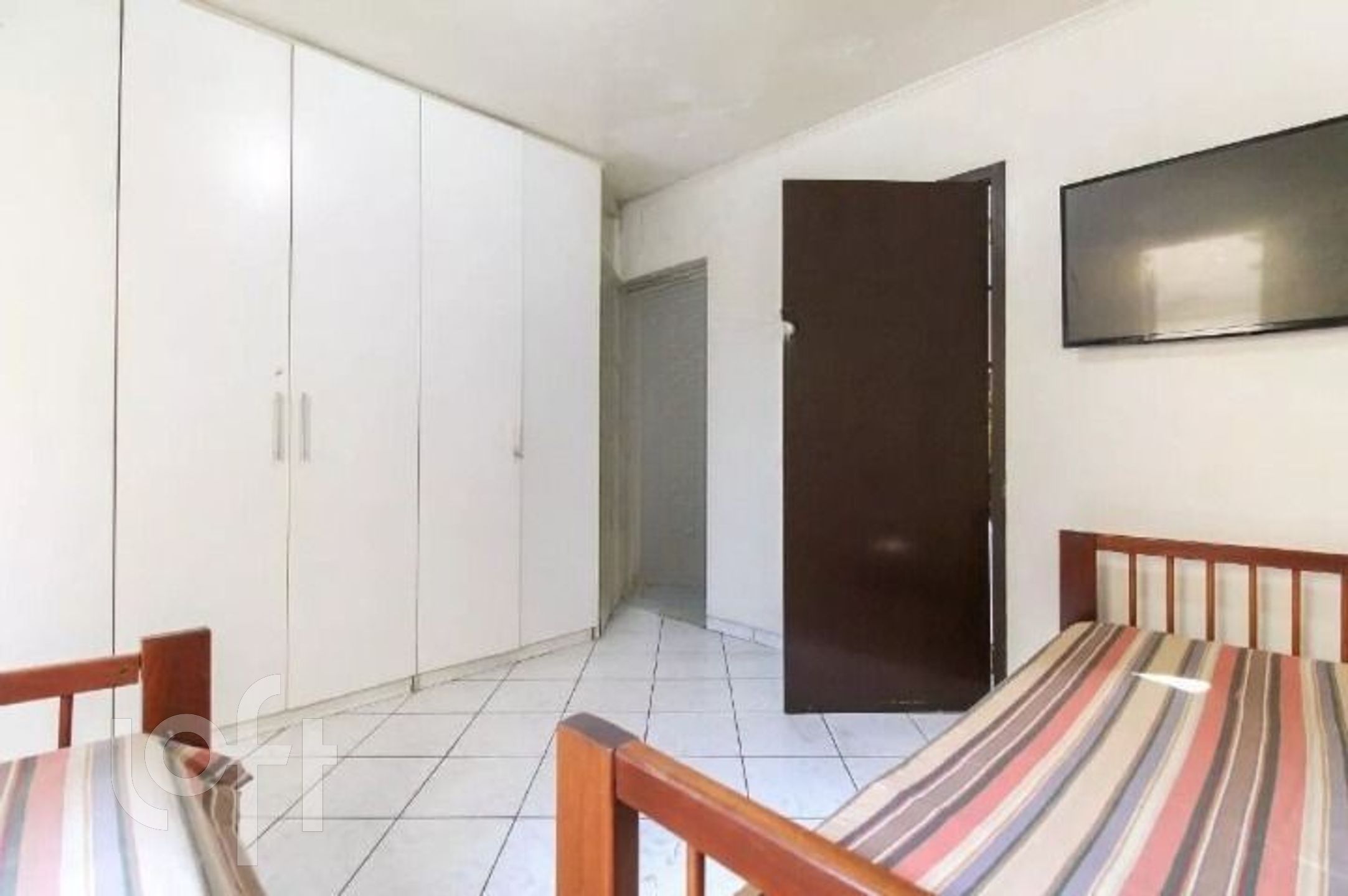 Casa à venda com 2 quartos, 140m² - Foto 17