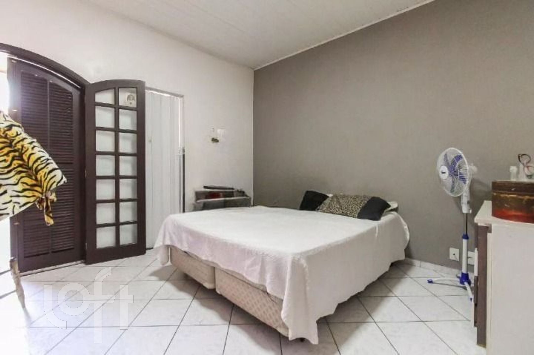 Casa à venda com 2 quartos, 140m² - Foto 10