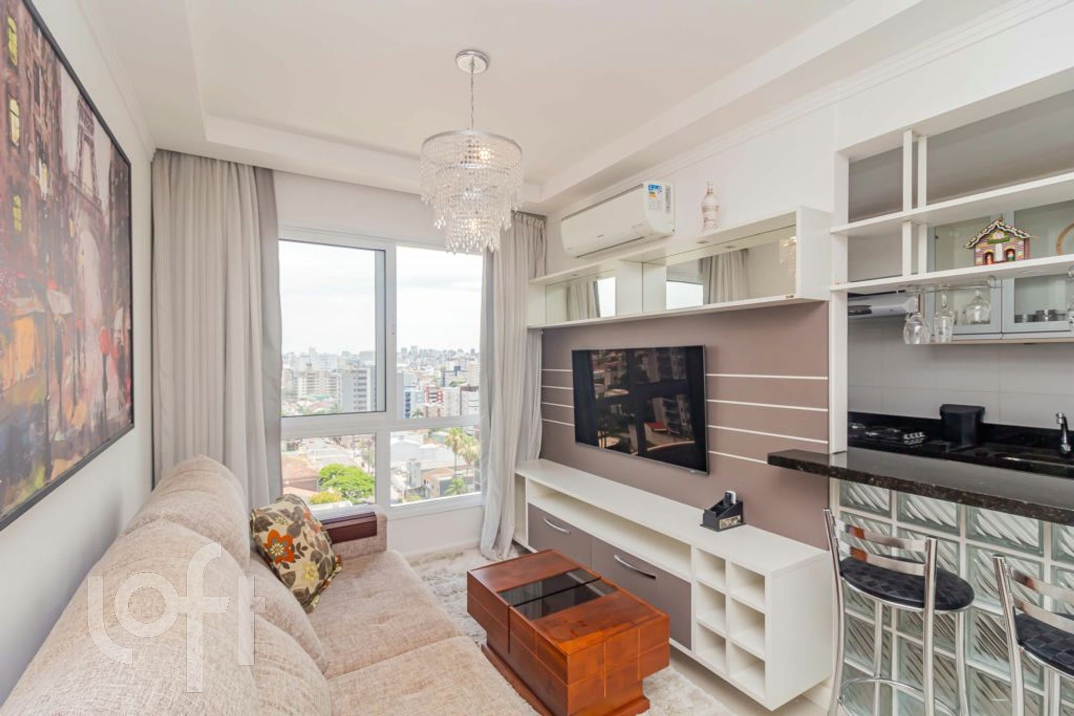 Apartamento com 57m², 2 dormitórios, 1 suíte, 2 vagas, Santana em Porto Alegre