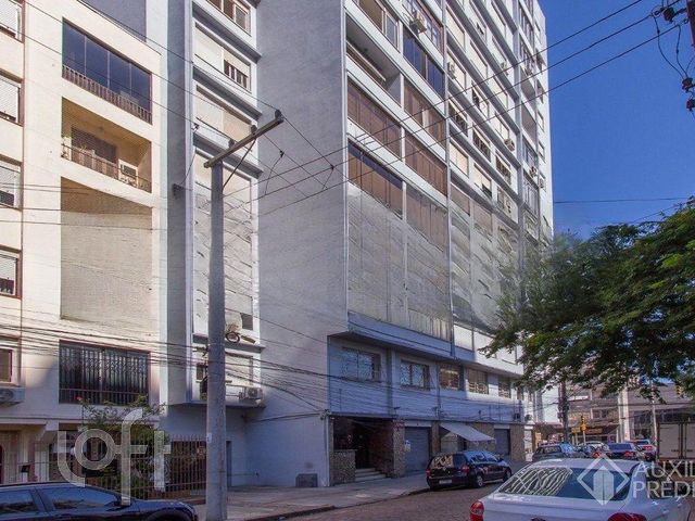 Apartamento com 100m², 3 dormitórios, 1 suíte, Rio Branco em Porto Alegre