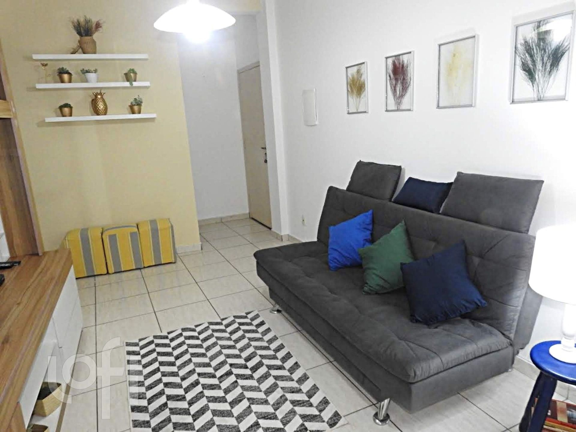 Apartamento à venda com 2 quartos, 80m² - Foto 1