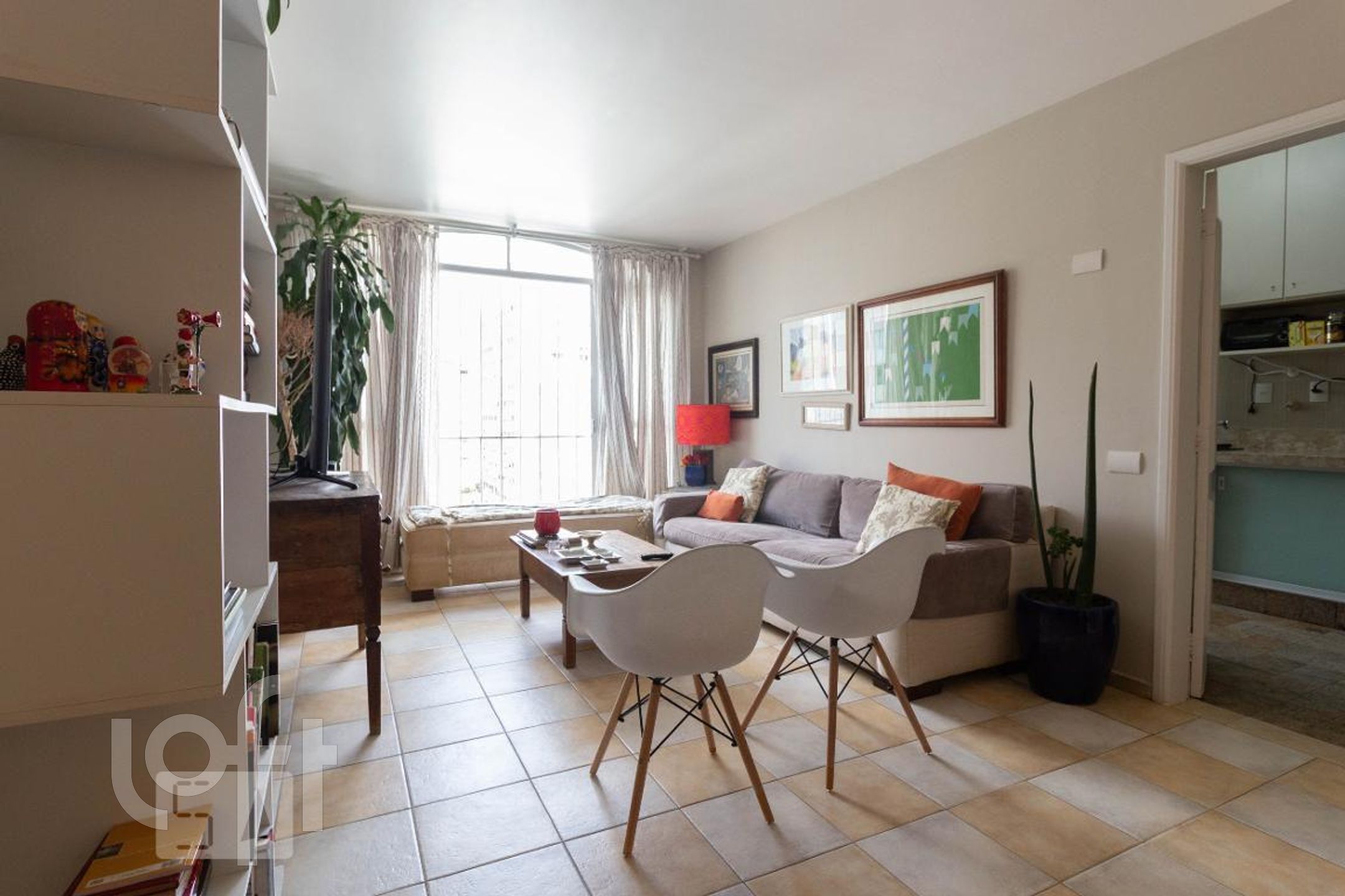 Apartamento à venda com 3 quartos, 118m² - Foto 2