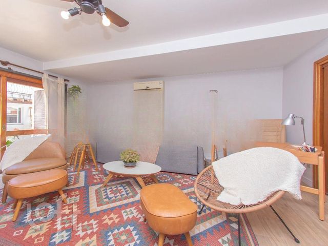 Casa com 150m², 4 dormitórios, 1 suíte, 4 vagas, São João em Porto Alegre