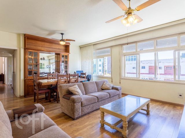 Apartamento com 114m², 3 dormitórios, 1 suíte, 1 vaga, Rio Branco em Porto Alegre