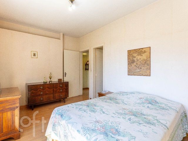 Apartamento com 114m², 3 dormitórios, 1 suíte, 1 vaga, Rio Branco em Porto Alegre