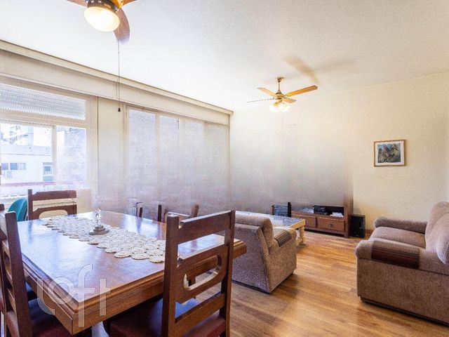 Apartamento com 114m², 3 dormitórios, 1 suíte, 1 vaga, Rio Branco em Porto Alegre