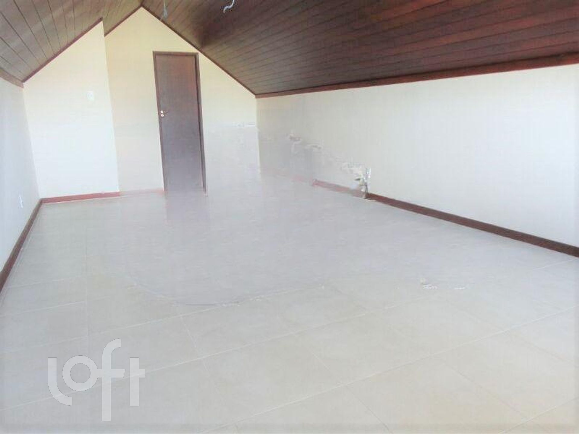 Casa à venda com 3 quartos, 290m² - Foto 9