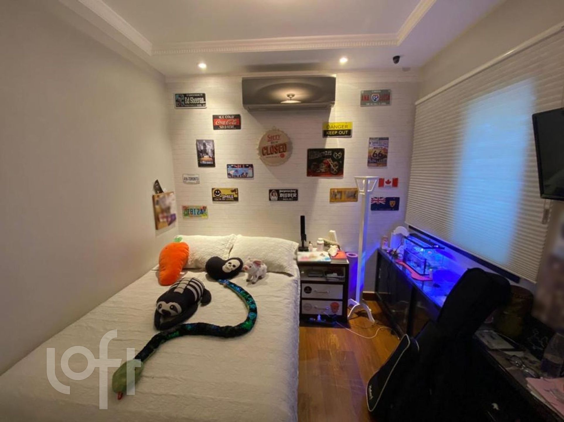 Apartamento à venda com 4 quartos, 198m² - Foto 4