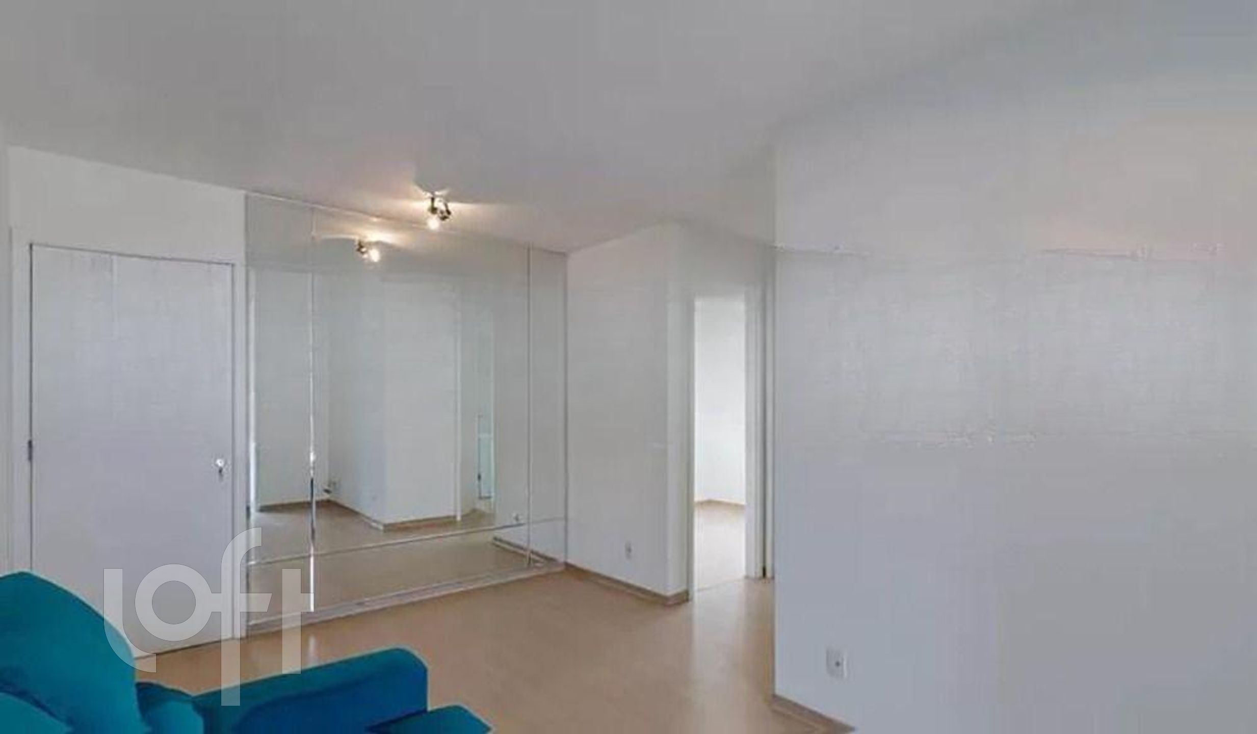 Apartamento à venda com 2 quartos, 63m² - Foto 4