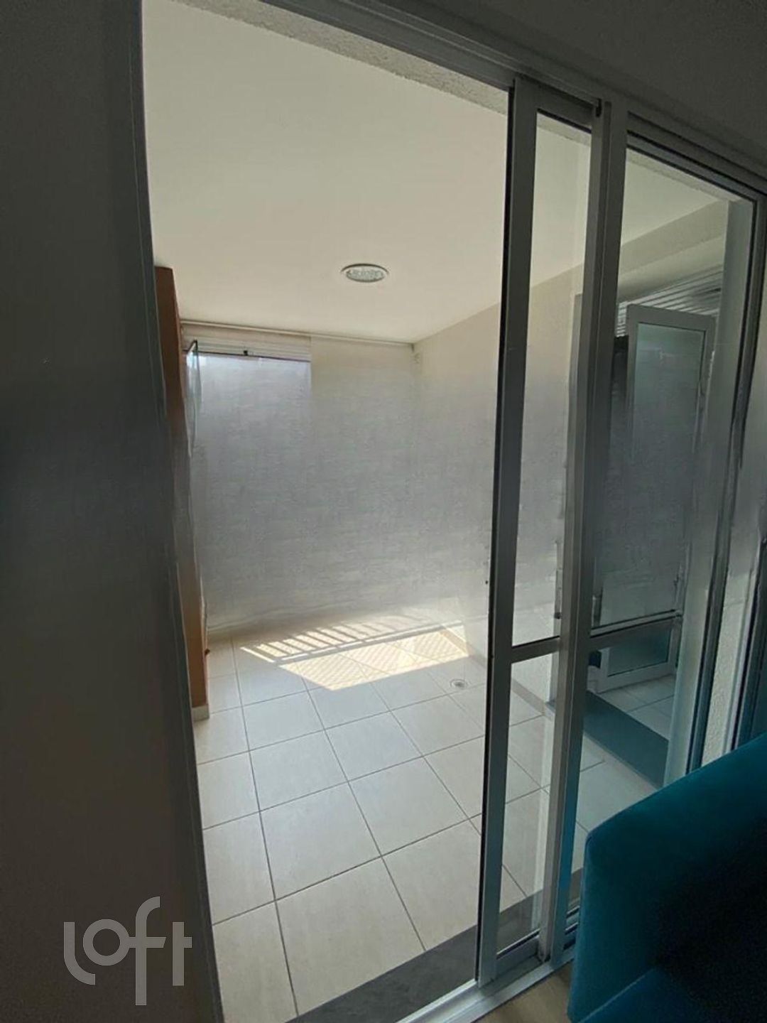 Apartamento à venda com 2 quartos, 63m² - Foto 12