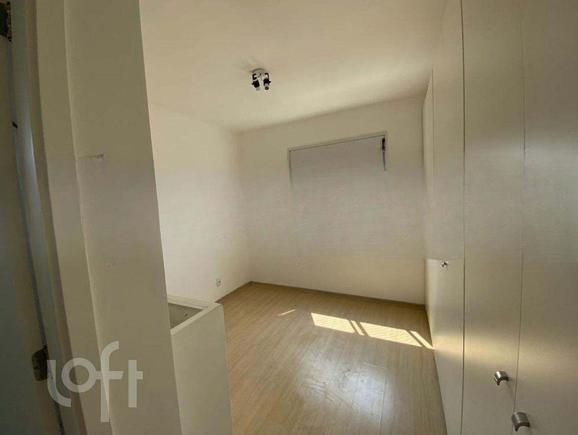 Apartamento à venda com 2 quartos, 63m² - Foto 7