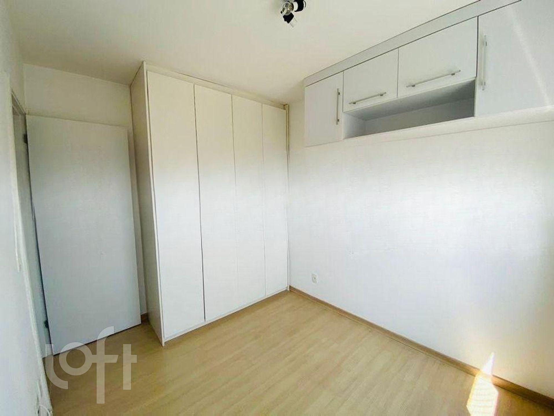 Apartamento à venda com 2 quartos, 63m² - Foto 10