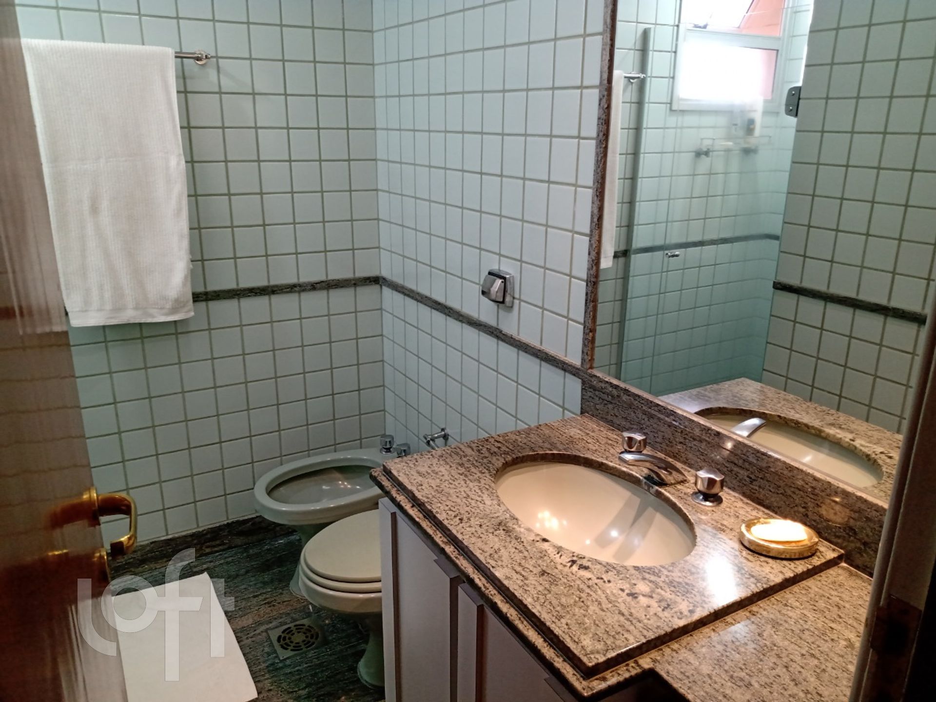 Apartamento à venda com 4 quartos, 181m² - Foto 8