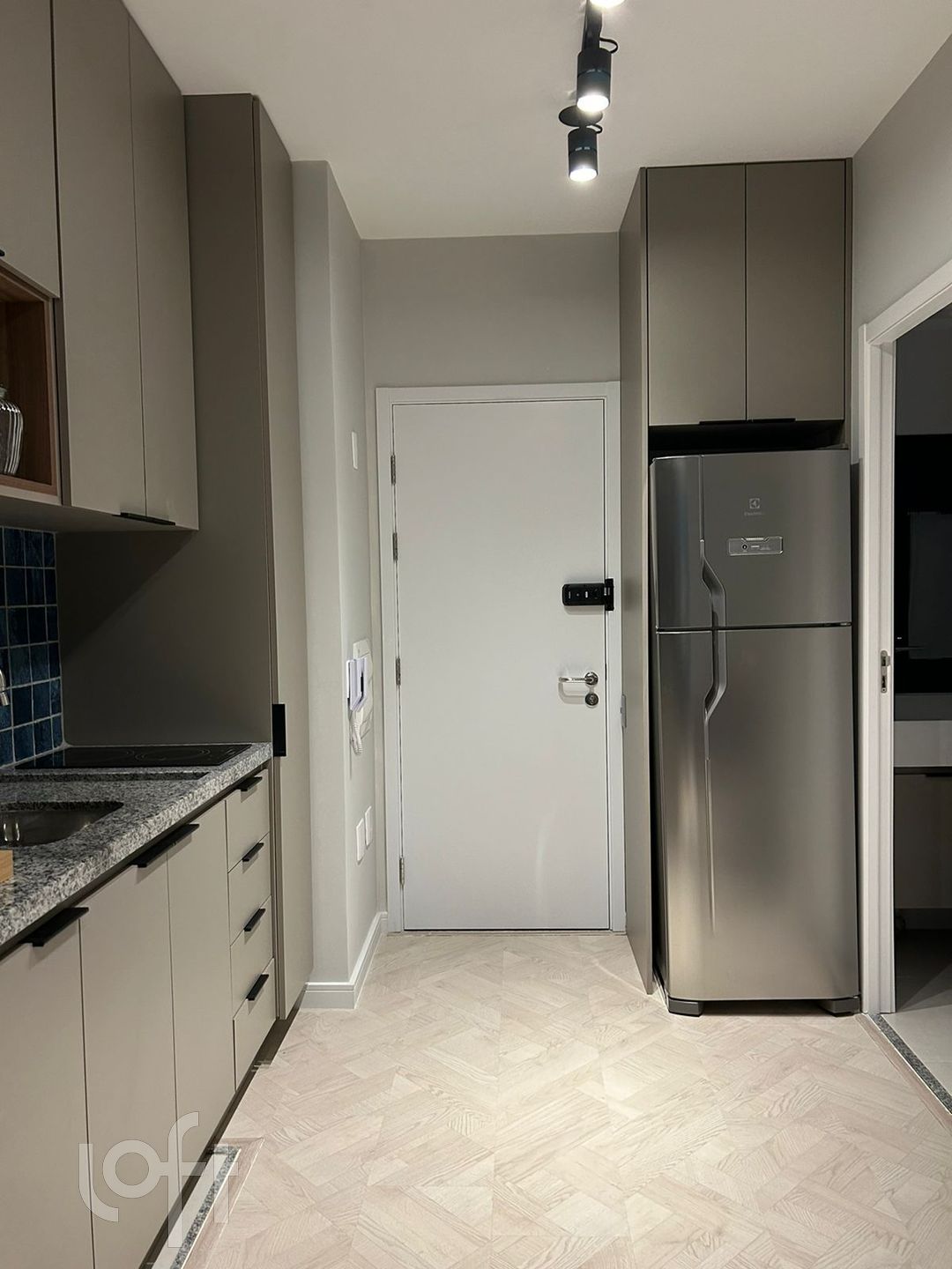 Apartamento à venda com 1 quarto, 34m² - Foto 3