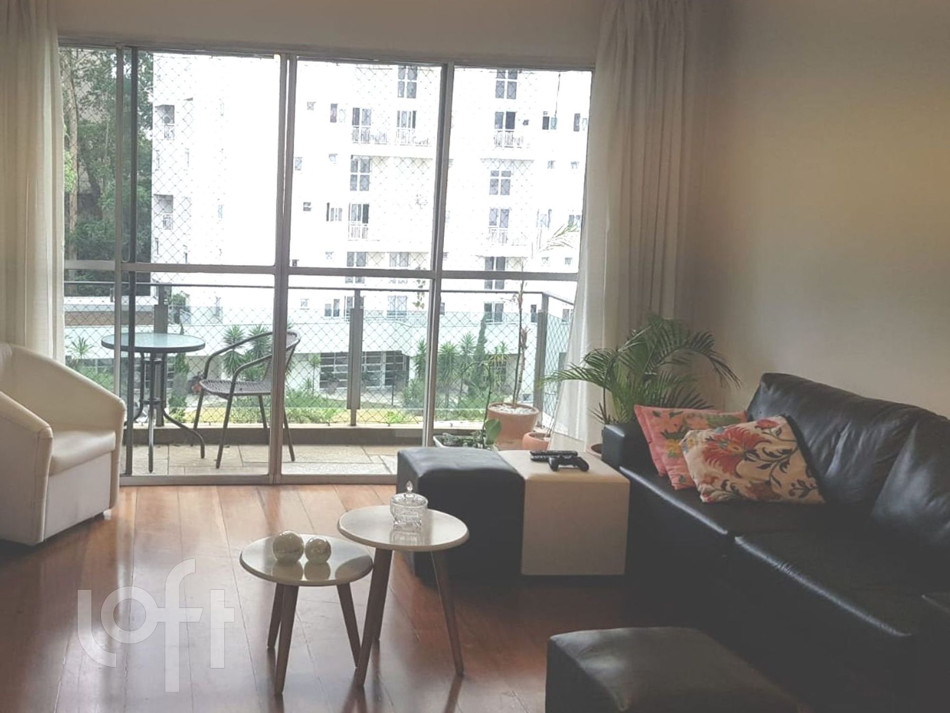 Apartamento à venda com 3 quartos, 118m² - Foto 3