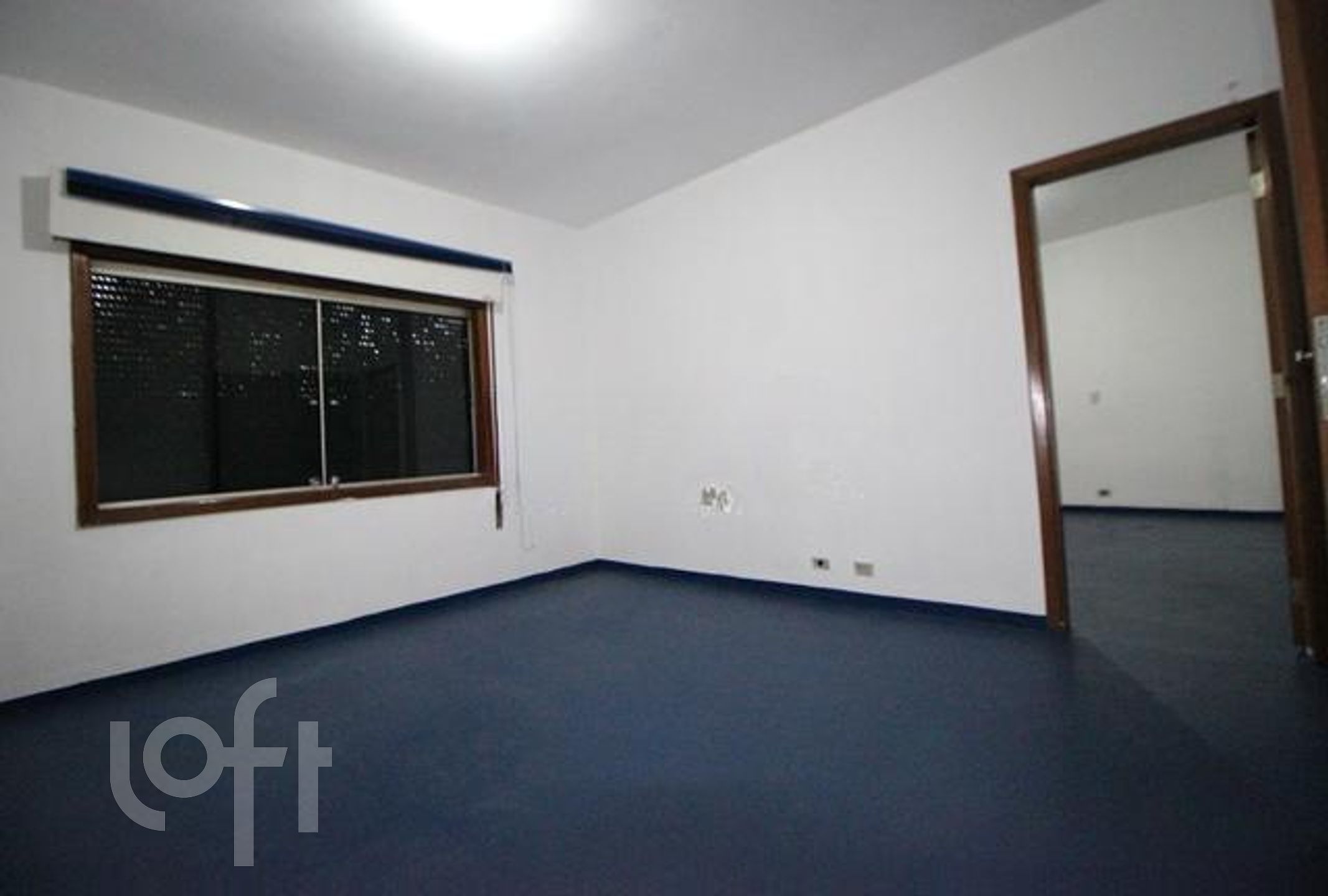 Casa à venda com 4 quartos, 300m² - Foto 45