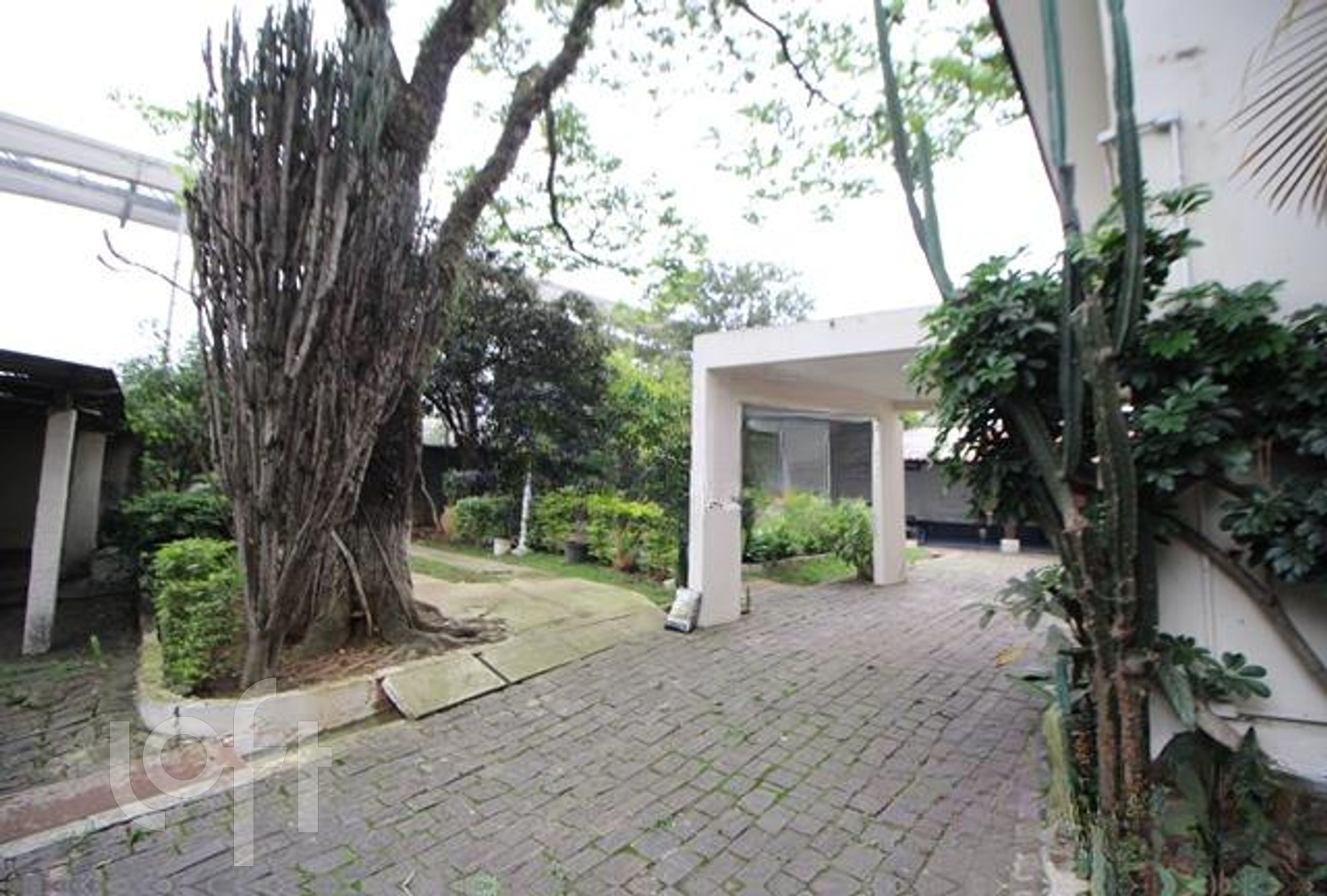 Casa à venda com 4 quartos, 300m² - Foto 26