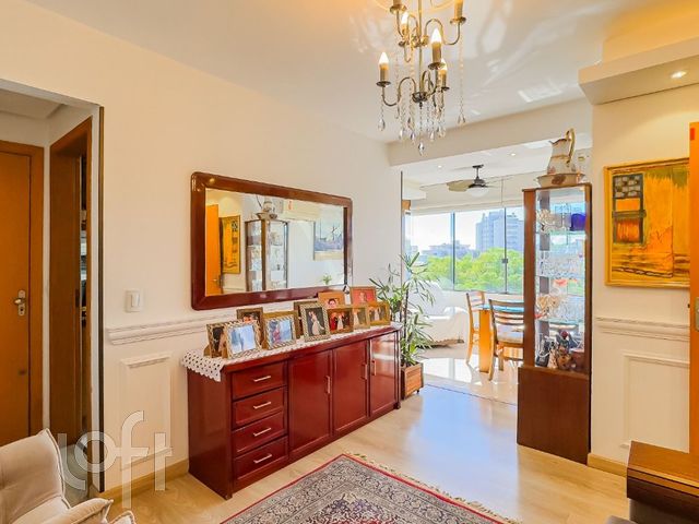 Apartamento com 73m², 3 dormitórios, 1 suíte, 2 vagas, Cristo Redentor em Porto Alegre