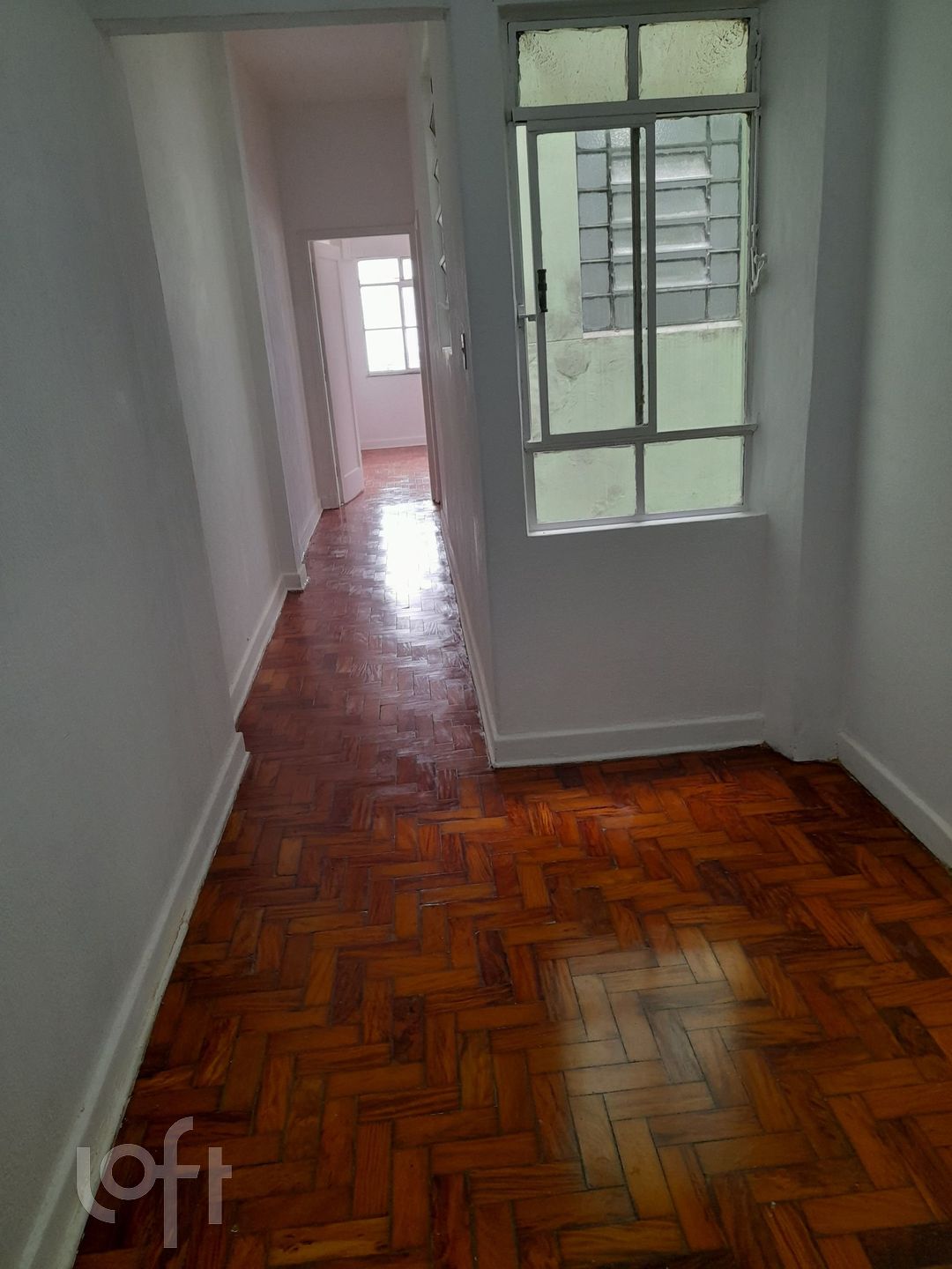 Apartamento à venda com 1 quarto, 55m² - Foto 4