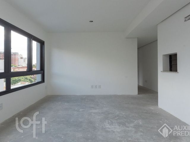 Apartamento com 63m², 2 dormitórios, 1 suíte, 1 vaga, Petrópolis em Porto Alegre