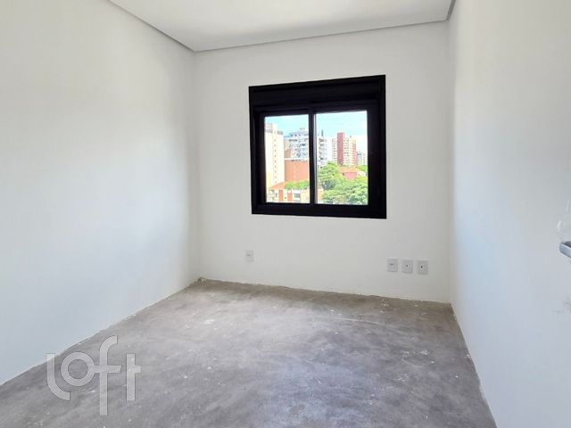 Apartamento com 63m², 2 dormitórios, 1 suíte, 1 vaga, Petrópolis em Porto Alegre