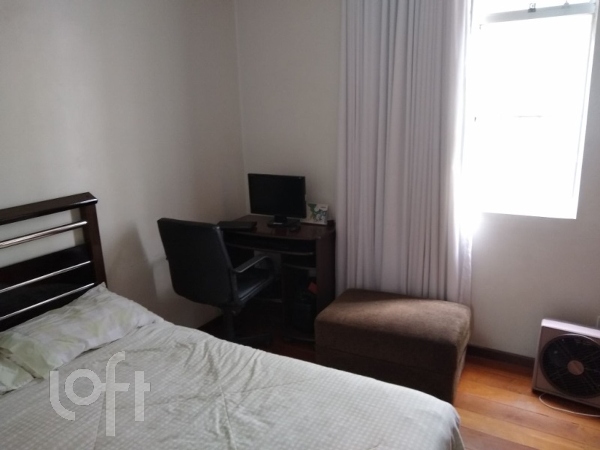 Apartamento à venda com 3 quartos, 135m² - Foto 4