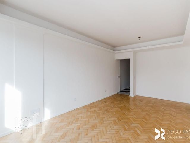 Apartamento com 116m², 3 dormitórios, 1 vaga, Santa Cecília em Porto Alegre