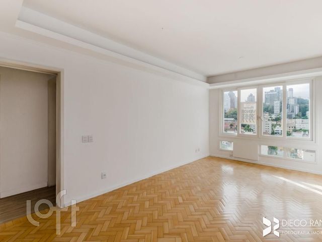 Apartamento com 116m², 3 dormitórios, 1 vaga, Santa Cecília em Porto Alegre