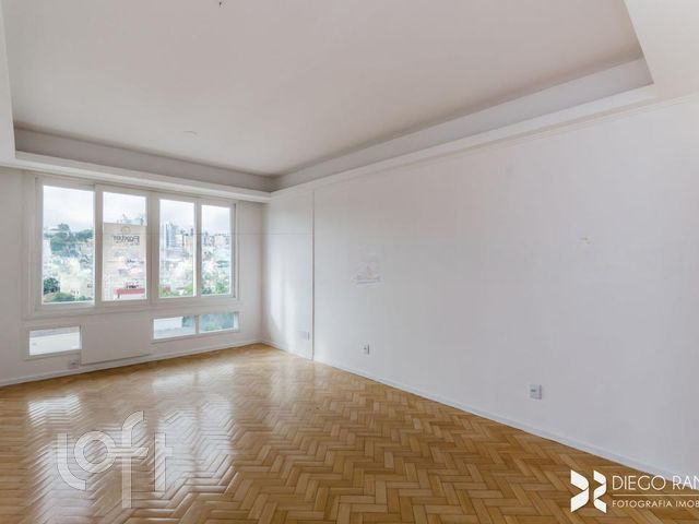 Apartamento com 116m², 3 dormitórios, 1 vaga, Santa Cecília em Porto Alegre