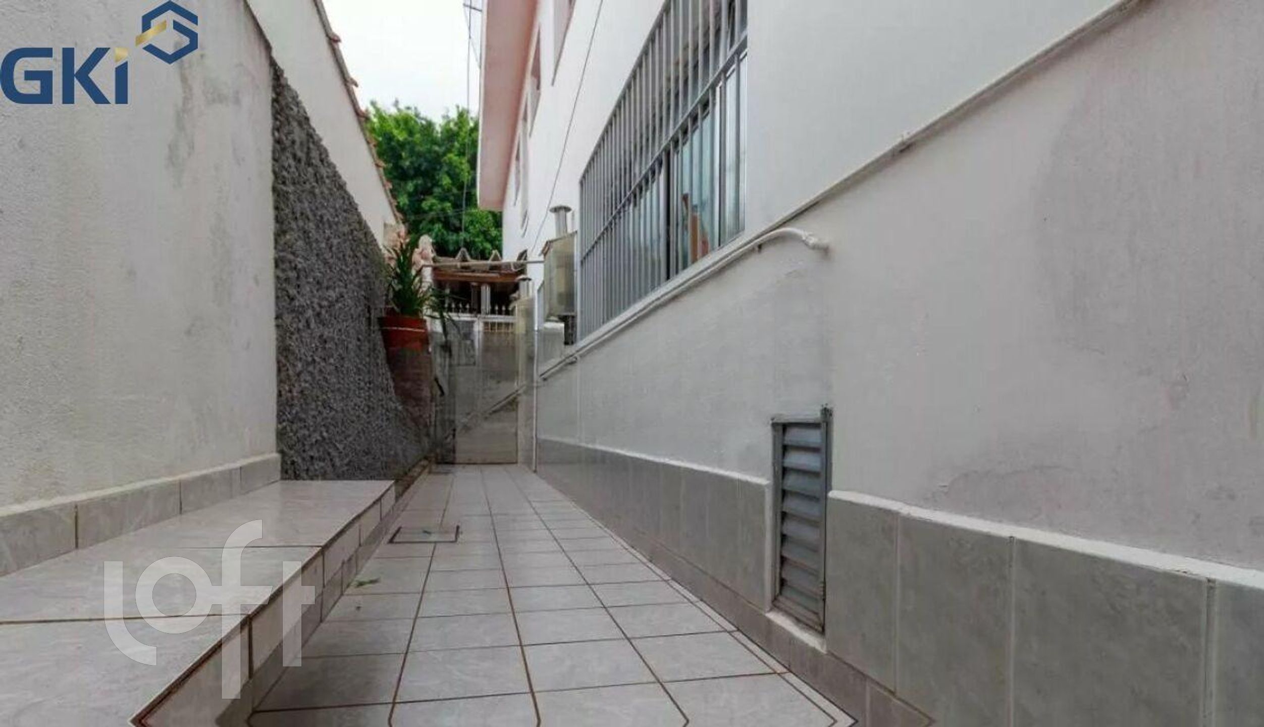 Casa à venda com 3 quartos, 200m² - Foto 44