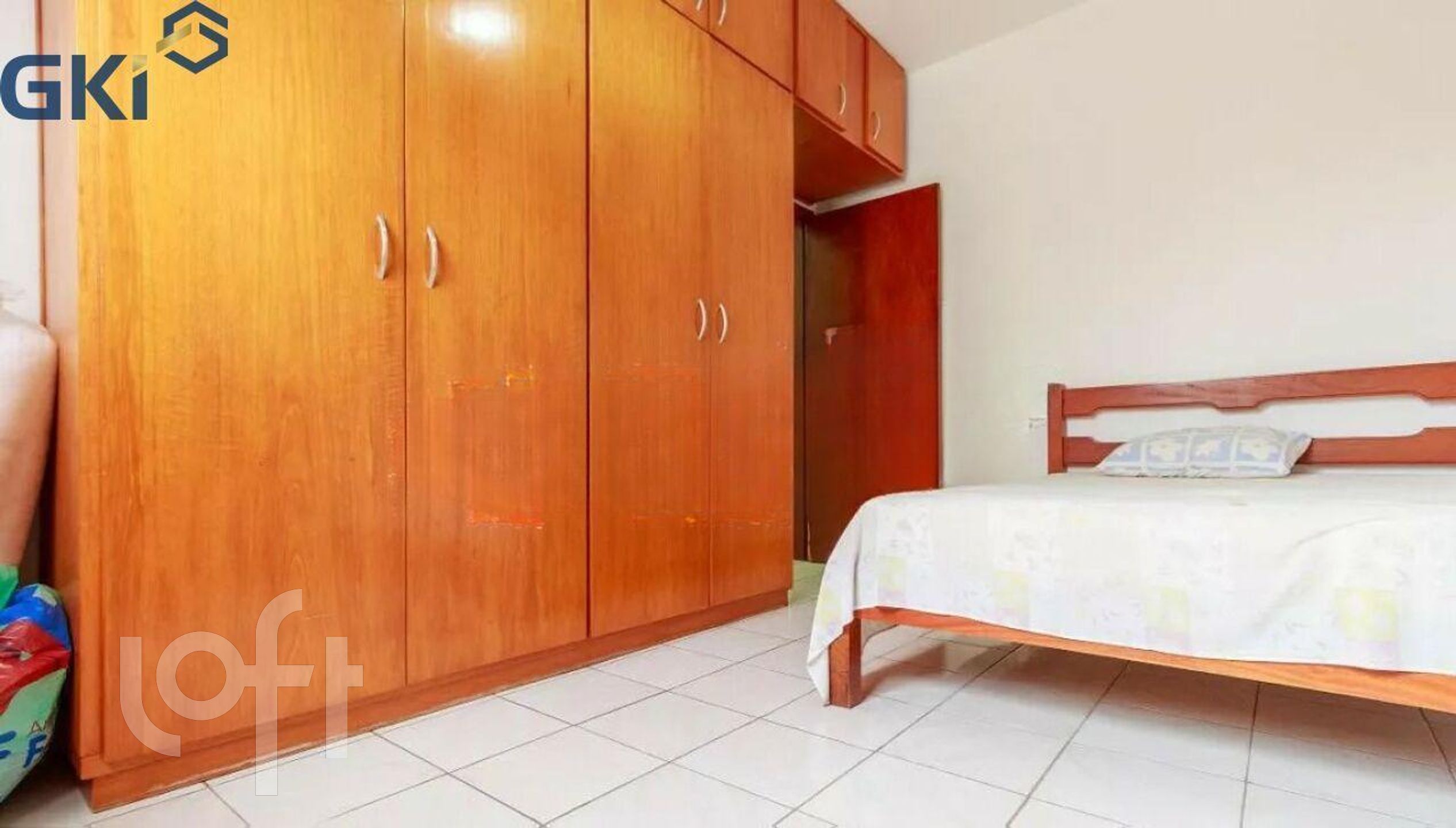 Casa à venda com 3 quartos, 200m² - Foto 17