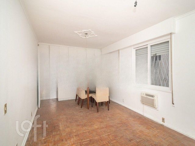 Apartamento com 80m², 3 dormitórios, Moinhos de Vento em Porto Alegre