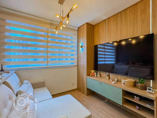 Apartamento com 54m², 2 dormitórios, 1 suíte, 1 vaga, Cristo Redentor em Porto Alegre