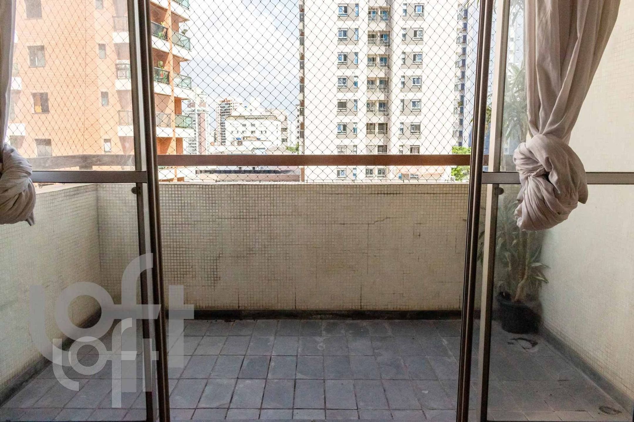 Apartamento à venda com 1 quarto, 73m² - Foto 26