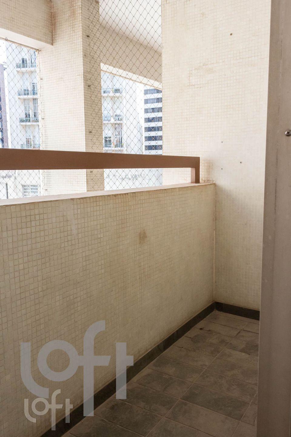 Apartamento à venda com 1 quarto, 73m² - Foto 32