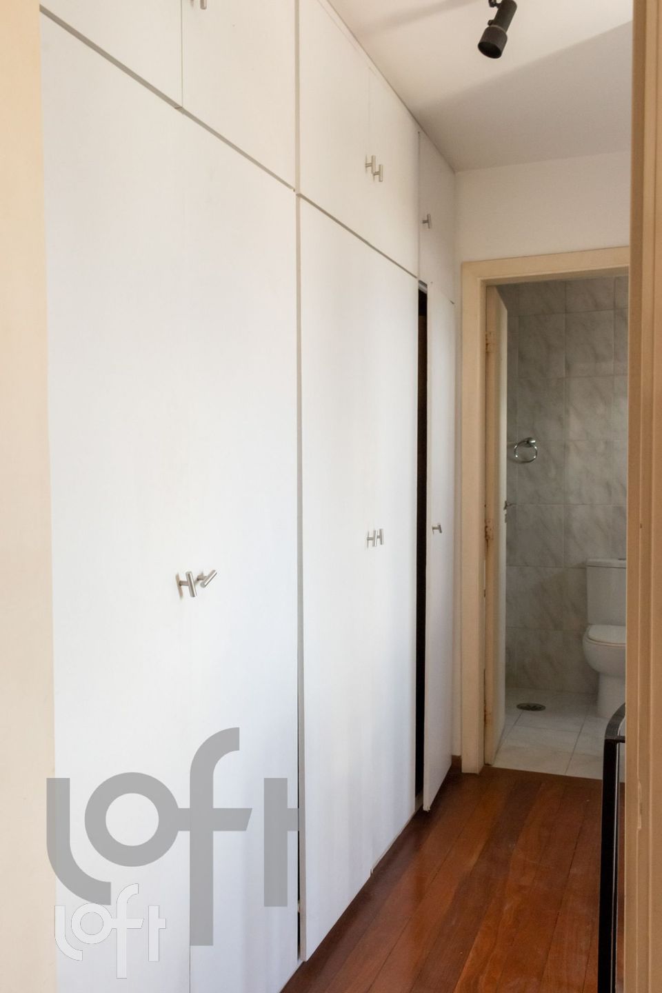 Apartamento à venda com 1 quarto, 73m² - Foto 35