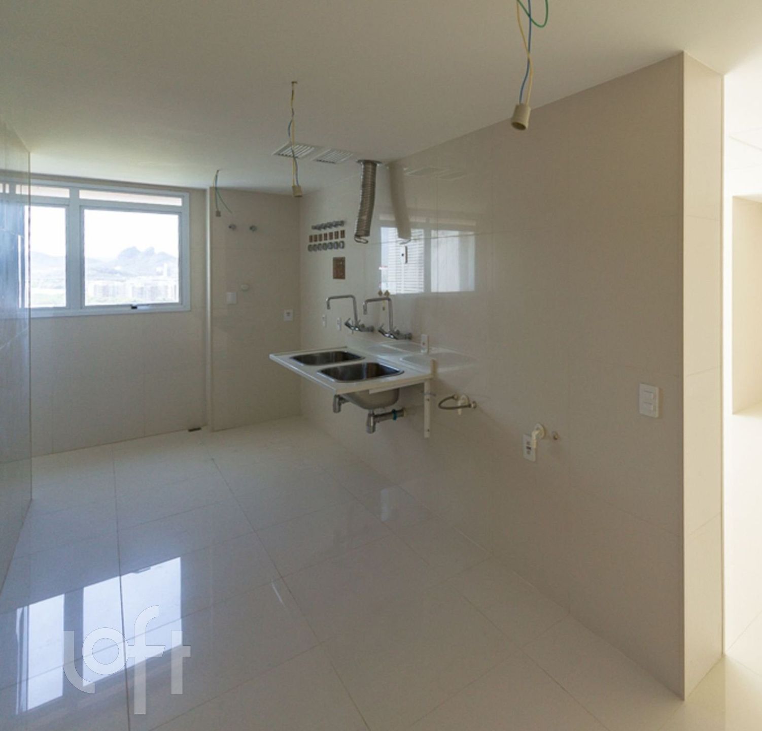 Apartamento à venda com 4 quartos, 384m² - Foto 7