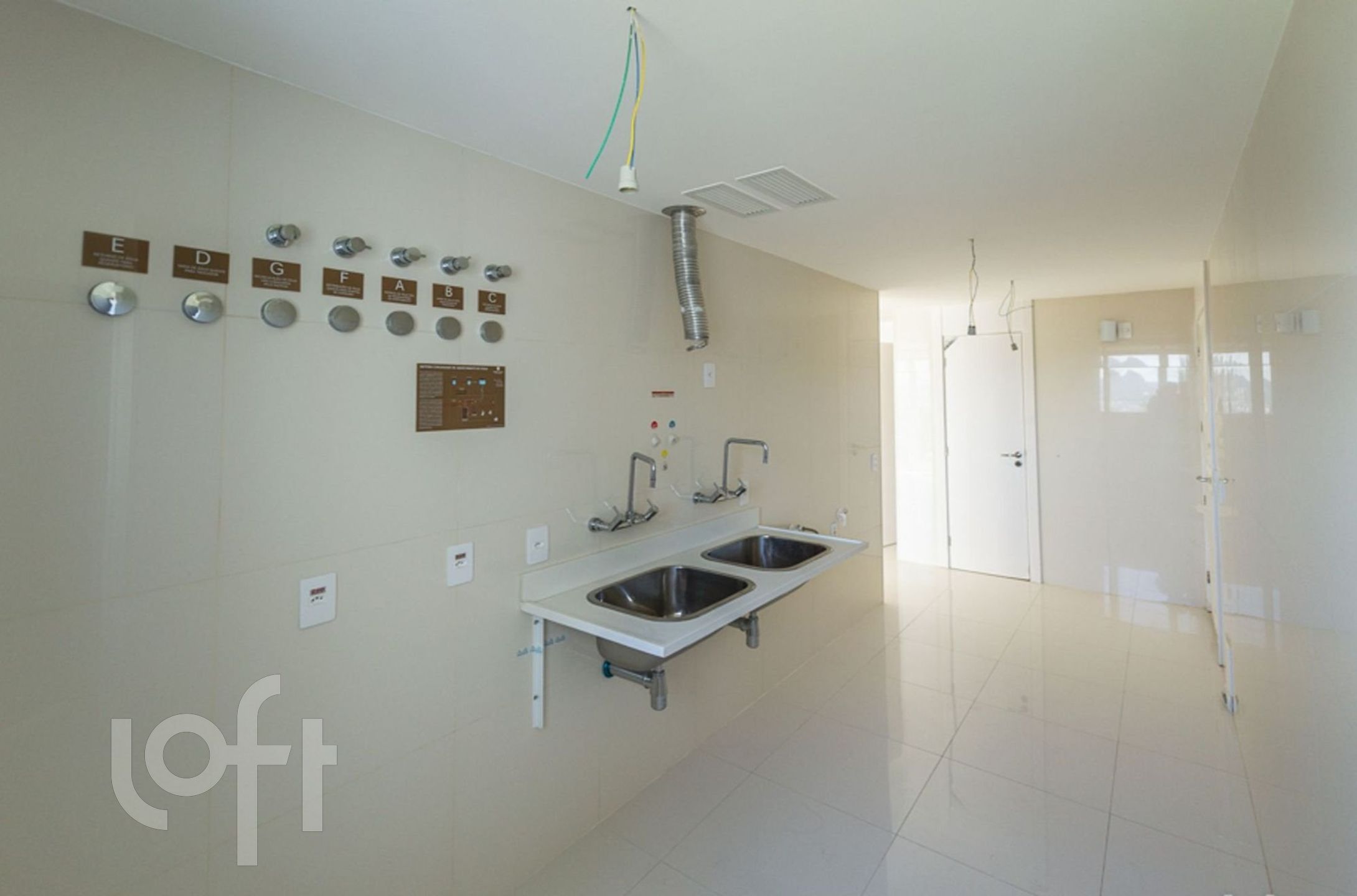 Apartamento à venda com 4 quartos, 384m² - Foto 8